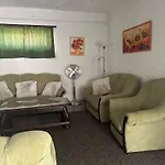 Viktor Apartmanhaz