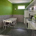 Viktor Apartmanhaz