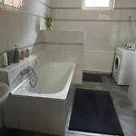 Apartament Viktor Apartmanhaz *