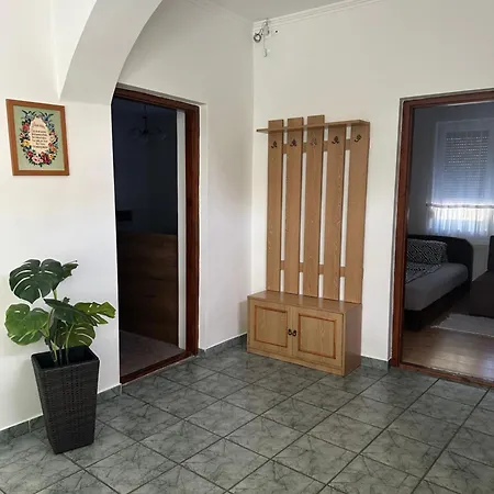Apartament Viktor Apartmanhaz Zamárdi