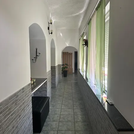 Viktor Apartmanhaz Daire Zamárdi