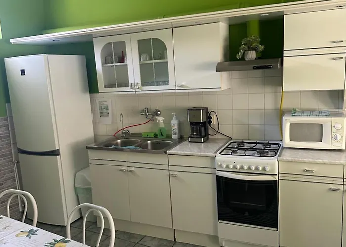 Apartament Viktor Apartmanhaz Zamárdi